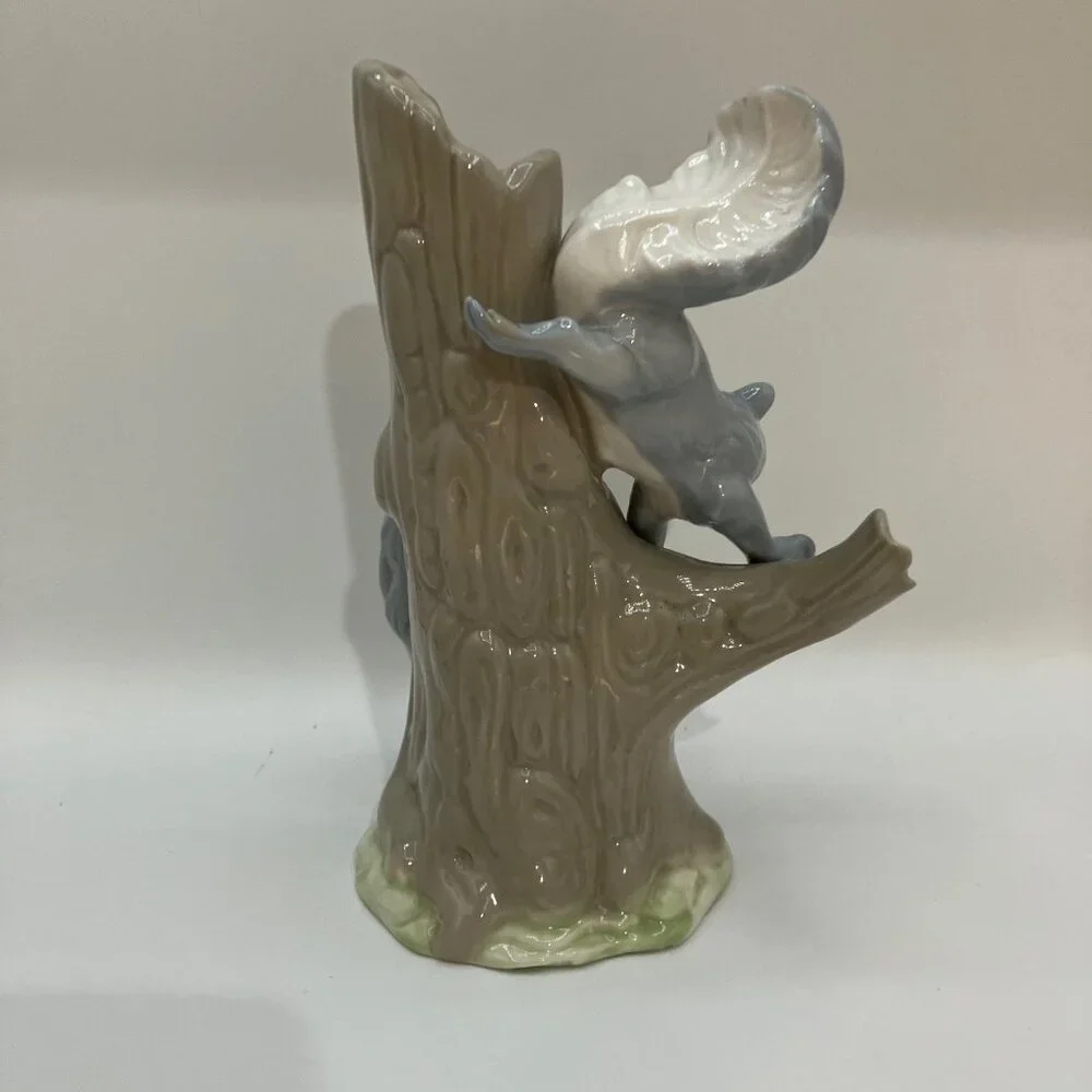 Tengra Porcelain‎ Squirrels Figurine/Planter Pastel Color Way 8